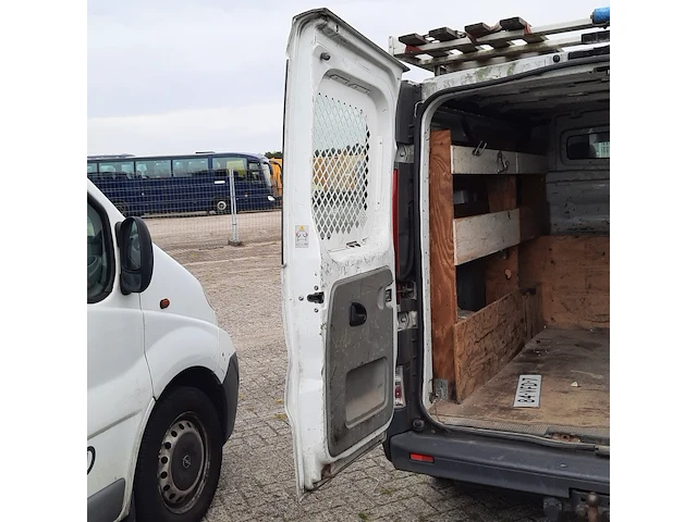Bedrijfsauto renault, trafic 2.0 dci l1 h1, 2007 - afbeelding 37 van  45