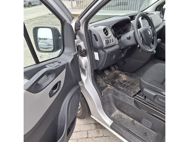 Bedrijfsauto, renault, trafic, 2015 - afbeelding 10 van  44