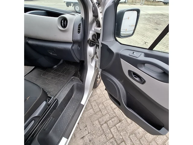 Bedrijfsauto, renault, trafic, 2015 - afbeelding 30 van  44