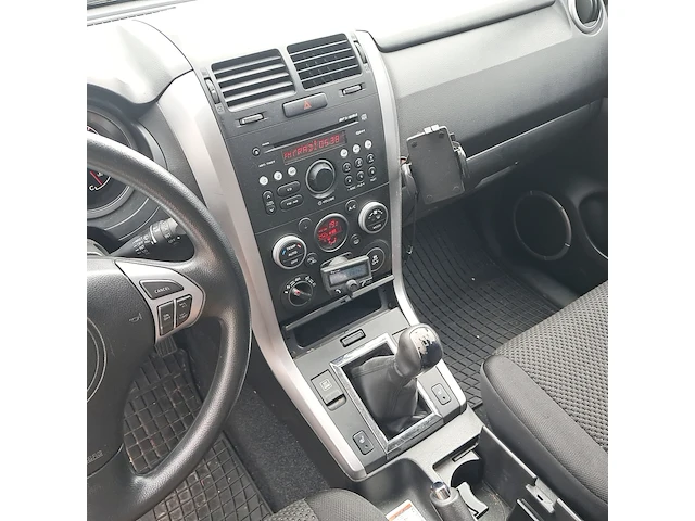 Bedrijfsauto suzuki, grand vitara 1.9 exclusive, bouwjaar 2012 - afbeelding 34 van  50
