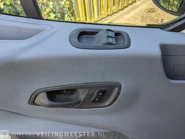 Bedrijfsauto, transit 330 2.0 tdci l3h2 trend, bouwjaar 2018 - afbeelding 9 van  39