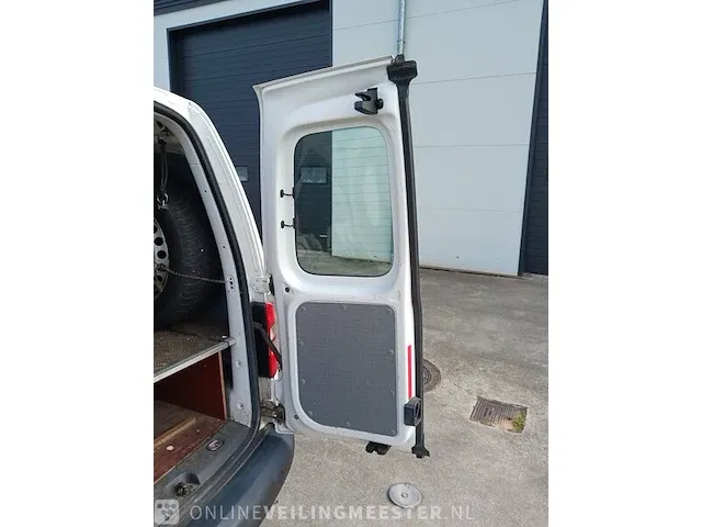 Bedrijfsauto volkswagen, caddy - 2.0 tdi 4motion, bouwjaar 2011 | 180939 | 2-vnf-97 - afbeelding 32 van  57