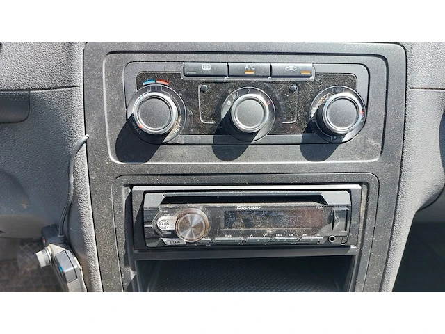 Bedrijfsauto, volkswagen, caddy 2.0 ecofuel maxi, 2014 - afbeelding 36 van  44
