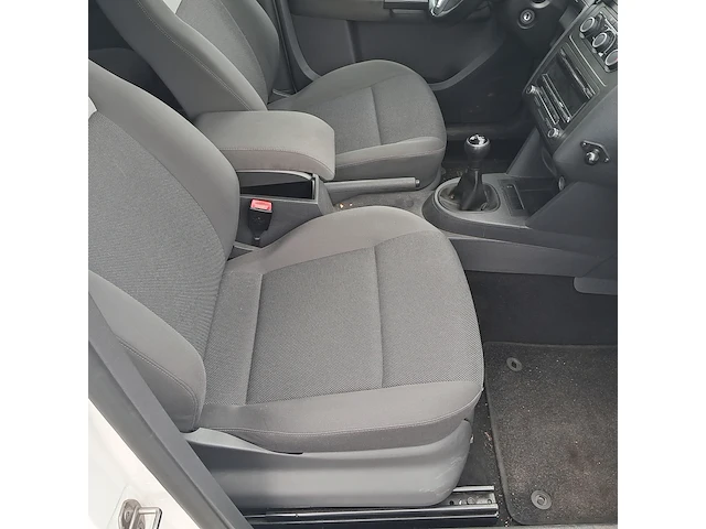 Bedrijfsauto, volkswagen, caddy 2.0 ecofuel trendline, 2012 - afbeelding 11 van  41