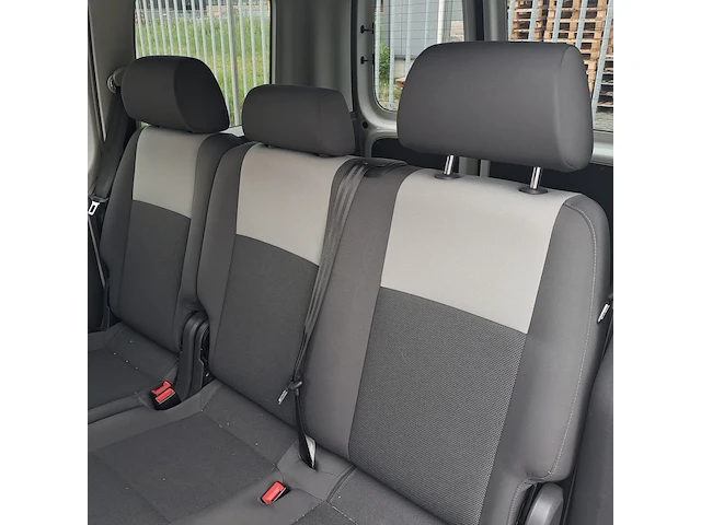 Bedrijfsauto, volkswagen, caddy 2.0 ecofuel trendline, 2012 - afbeelding 27 van  41
