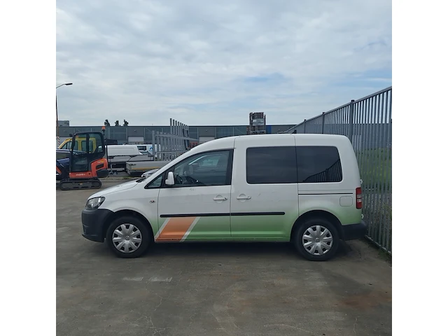 Bedrijfsauto, volkswagen, caddy 2.0 ecofuel trendline, 2012 - afbeelding 34 van  41