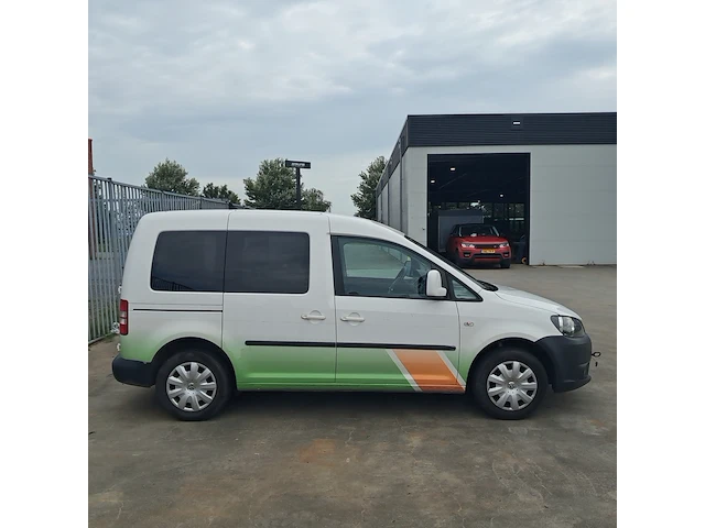 Bedrijfsauto, volkswagen, caddy 2.0 ecofuel trendline, 2012 - afbeelding 40 van  41