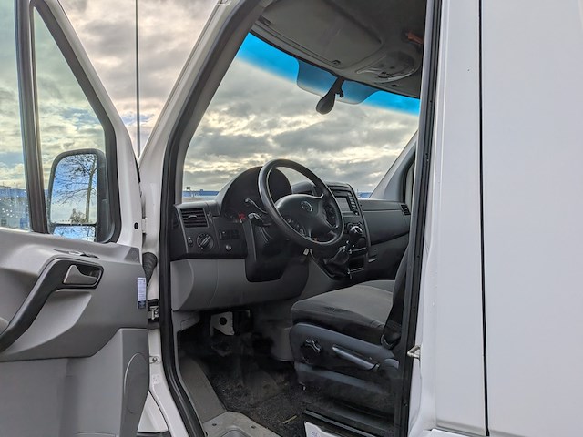 Bedrijfsauto, volkswagen, crafter 50 2.0 tdi l2h1, 2015 - afbeelding 16 van  58