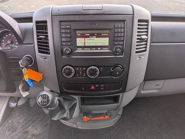 Bedrijfsauto, volkswagen, crafter 50 2.0 tdi l2h1, 2015 - afbeelding 28 van  58