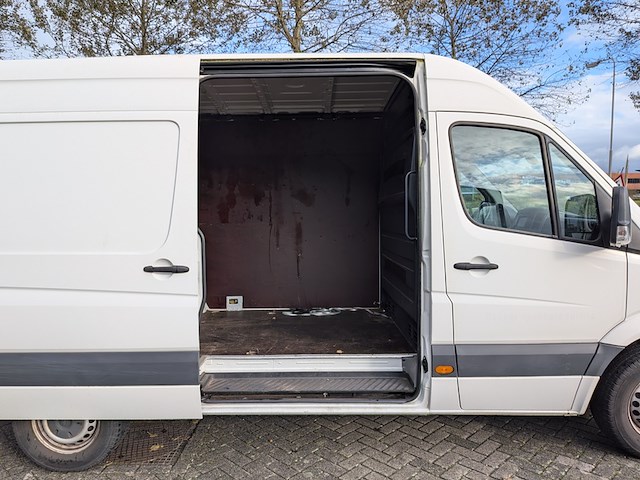 Bedrijfsauto, volkswagen, crafter 50 2.0 tdi l2h1, 2015 - afbeelding 44 van  58