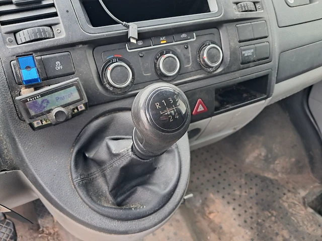 Bedrijfsauto volkswagen, transporter 2.0 tdi l1h1, bouwjaar 2012 - afbeelding 36 van  52