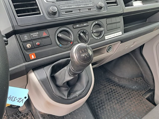 Bedrijfsauto volkswagen, transporter 2.0 tdi l2h1, bouwjaar 2016 - afbeelding 29 van  48