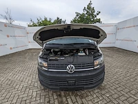 Bedrijfsauto, volkswagen, transporter - afbeelding 26 van  46