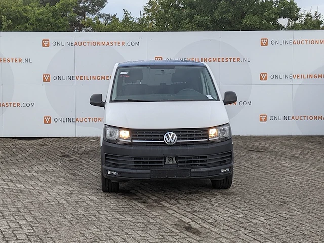 Bedrijfsauto, volkswagen, transporter - afbeelding 23 van  46