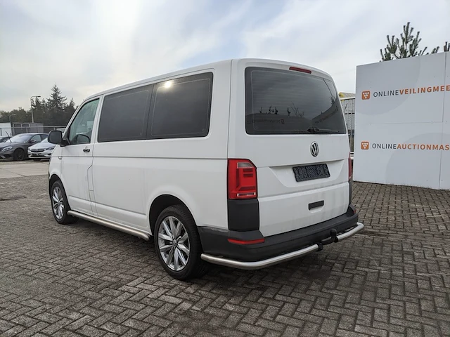 Bedrijfsauto, volkswagen, transporter - afbeelding 45 van  46