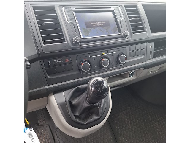 Bedrijfsauto, volkswagen, transporter - afbeelding 11 van  48