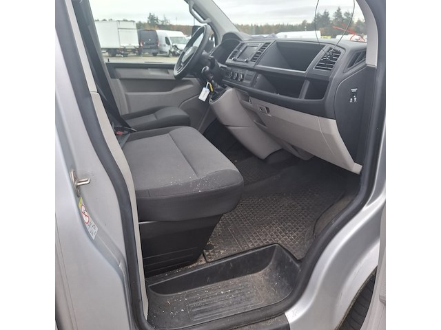 Bedrijfsauto, volkswagen, transporter - afbeelding 33 van  48