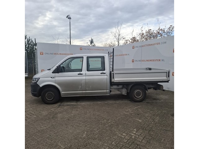 Bedrijfsauto, volkswagen, transporter - afbeelding 46 van  48