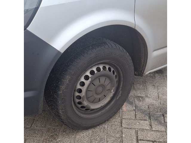 Bedrijfsauto, volkswagen, transporter - afbeelding 47 van  48