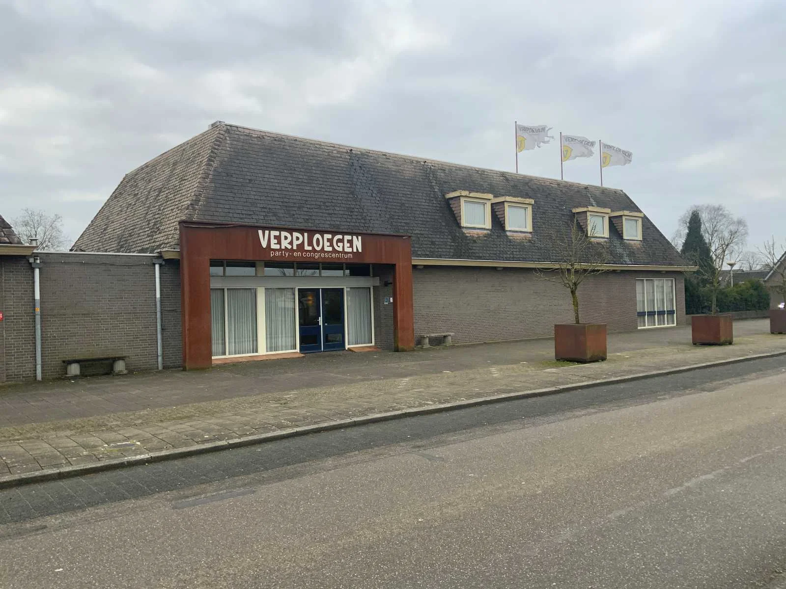 Bedrijfsbeëindiging verploegen party en congrescentrum wijchen