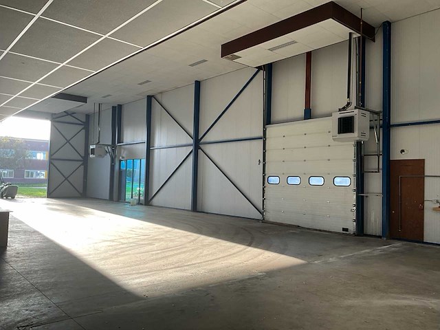 Bedrijfsgebouw 700m2 - afbeelding 22 van  52