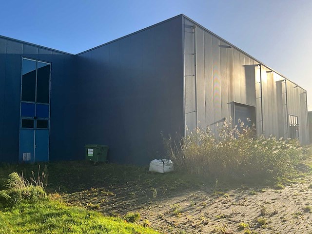 Bedrijfsgebouw 700m2 - afbeelding 5 van  52
