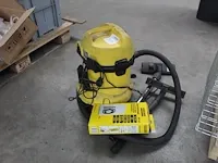 Bedrijfsstofzuiger karcher wd3200 met zakken - afbeelding 1 van  2