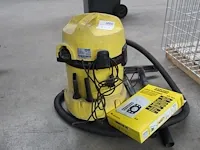 Bedrijfsstofzuiger karcher wd3200 met zakken - afbeelding 2 van  2