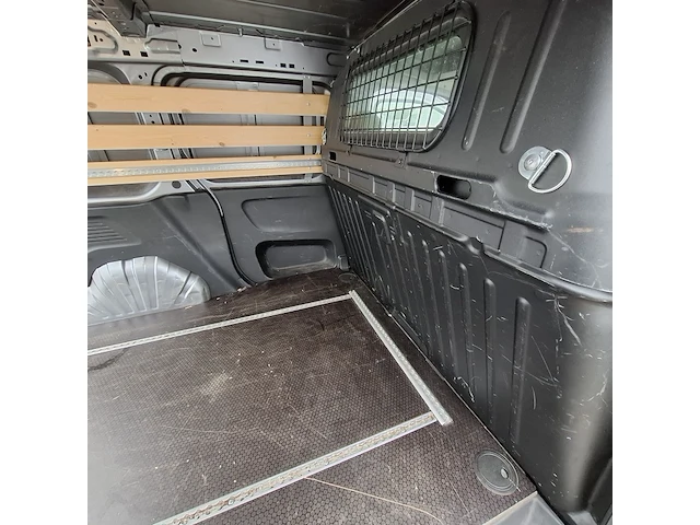 Bedrijfswagen, citroën, berlingo - afbeelding 25 van  41