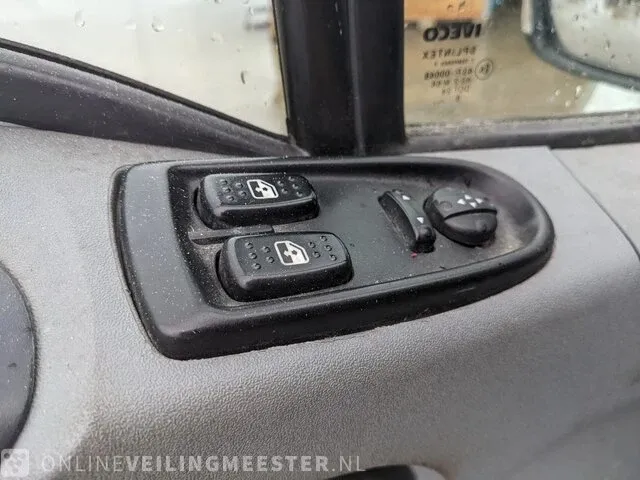 Bedrijfswagen dubbele cabine pickup iveco, 35c14 cng, bouwjaar 2009 - afbeelding 8 van  28