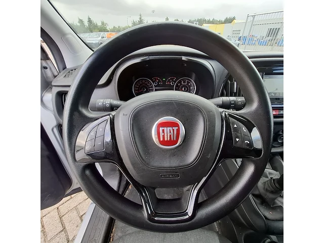 Bedrijfswagen, fiat, doblo - afbeelding 11 van  43