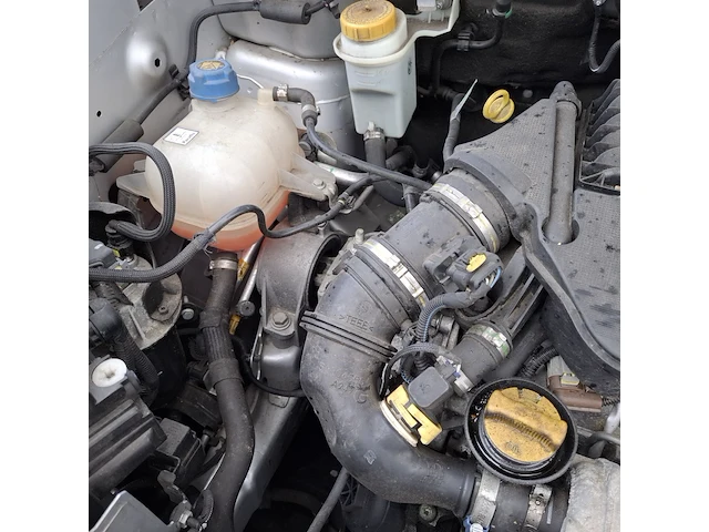 Bedrijfswagen, fiat, doblo - afbeelding 42 van  43