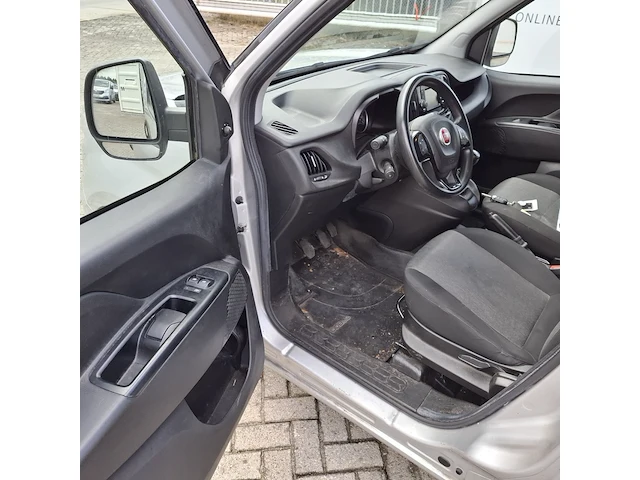 Bedrijfswagen, fiat, doblo - afbeelding 9 van  43