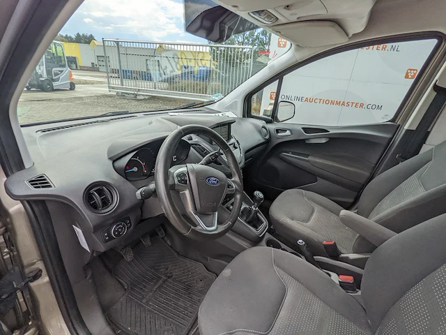 Bedrijfswagen ford, transit courier 1.5 tcdi limited, n.v.t., bouwjaar 2019 - afbeelding 4 van  40