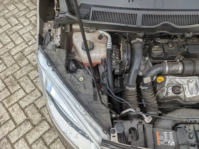 Bedrijfswagen ford, transit courier 1.5 tcdi limited, n.v.t., bouwjaar 2019 - afbeelding 28 van  40