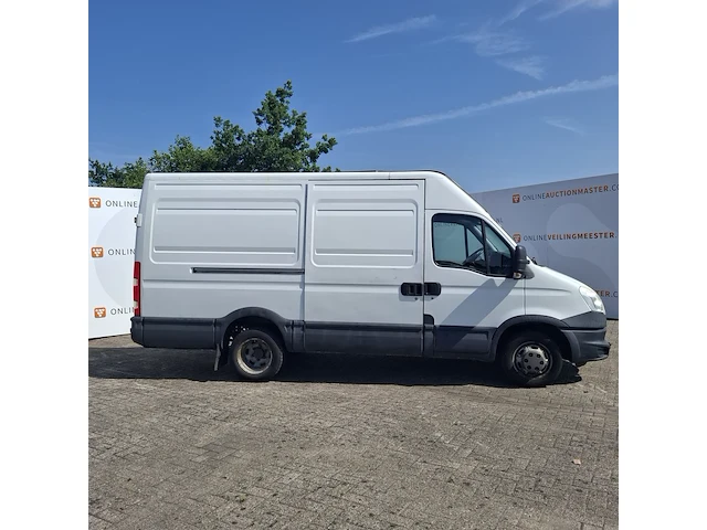 Bedrijfswagen iveco, daily 35c13v 330, bouwjaar 2013 - afbeelding 34 van  42