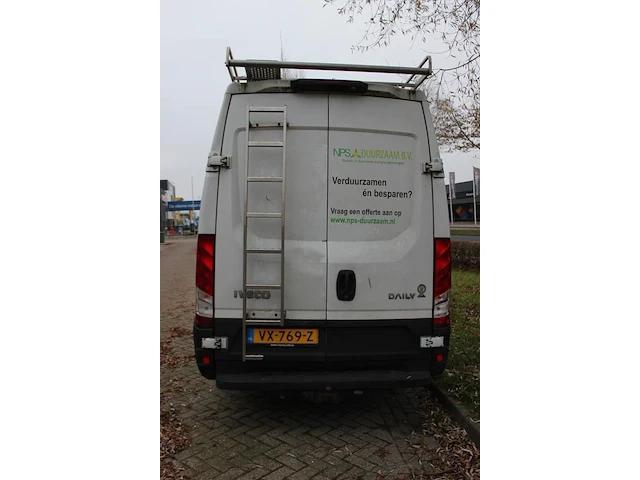 Bedrijfswagen iveco daily 35s15 2.3l met kenteken vx-769-z. datum 1e toelating 1-8-2016. apk vervaldatum 2... - afbeelding 9 van  15