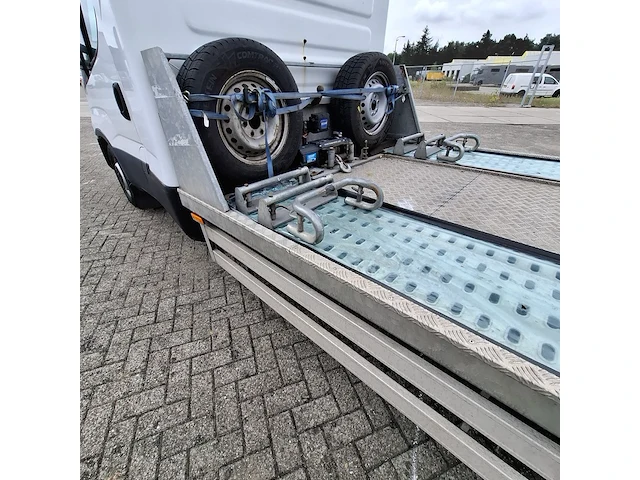 Bedrijfswagen iveco, daily 35s15v 2.3 410 h2, n.v.t., bouwjaar 2016 - afbeelding 21 van  39