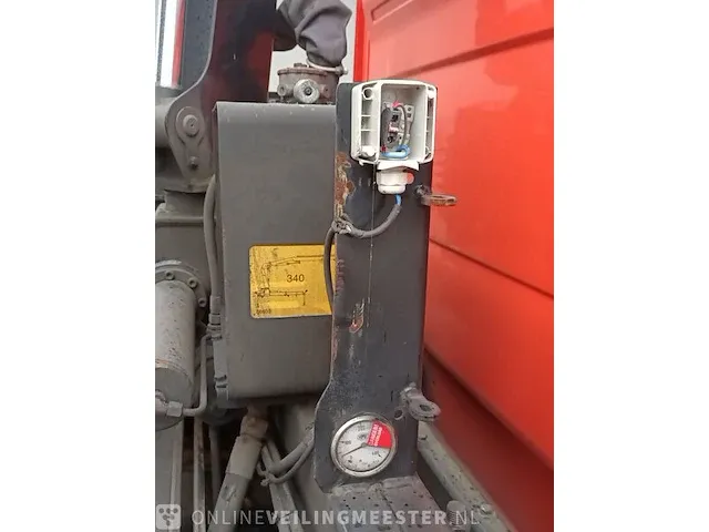 Bedrijfswagen kipper volkswagen, crafter met hmf 340 kraan, bouwjaar 2010 - afbeelding 17 van  44