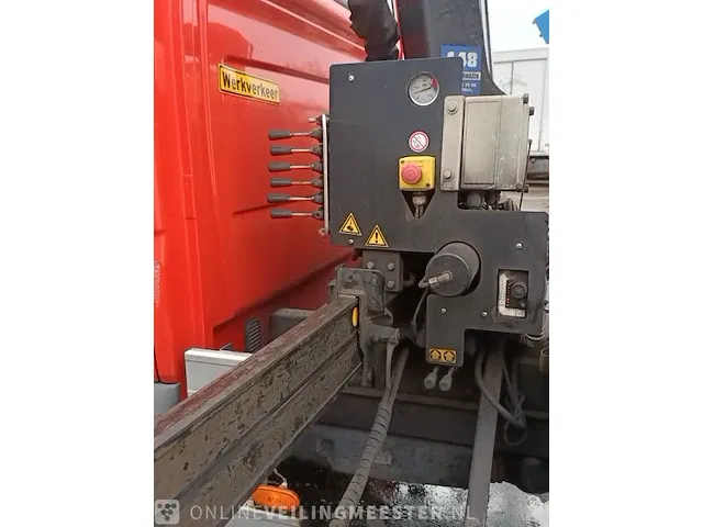 Bedrijfswagen kipper volkswagen, crafter met hmf 340 kraan, bouwjaar 2010 - afbeelding 24 van  44