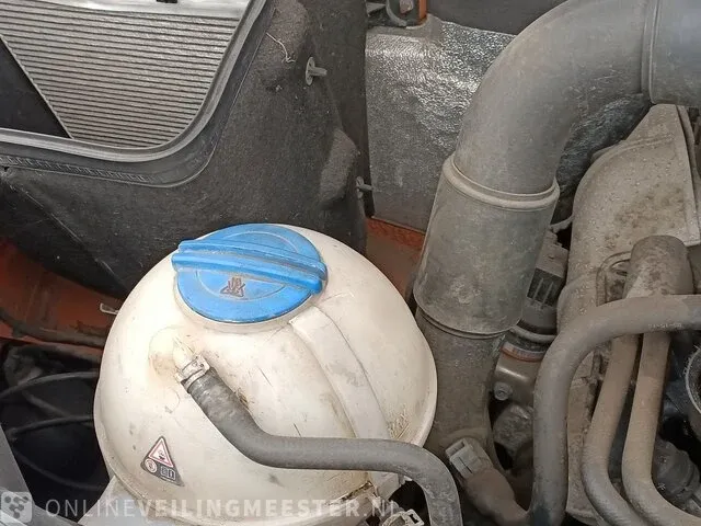 Bedrijfswagen kipper volkswagen, crafter met hmf 340 kraan, bouwjaar 2010 - afbeelding 35 van  44