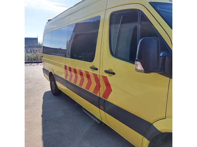 Bedrijfswagen mercedes-benz, sprinter (camper ingericht), geel, bouwjaar 2013 - afbeelding 4 van  69