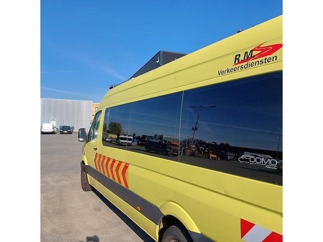 Bedrijfswagen mercedes-benz, sprinter (camper ingericht), geel, bouwjaar 2013 - afbeelding 9 van  69