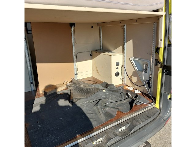 Bedrijfswagen mercedes-benz, sprinter (camper ingericht), geel, bouwjaar 2013 - afbeelding 17 van  69