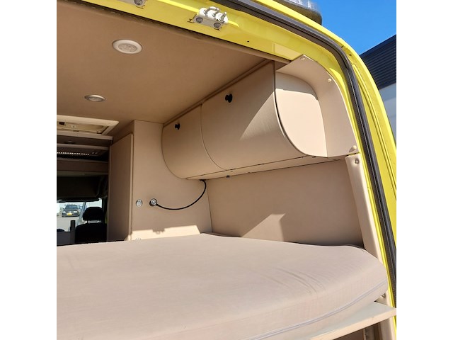 Bedrijfswagen mercedes-benz, sprinter (camper ingericht), geel, bouwjaar 2013 - afbeelding 19 van  69