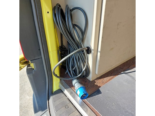 Bedrijfswagen, mercedes-benz, sprinter, geel, 2013 - afbeelding 22 van  69