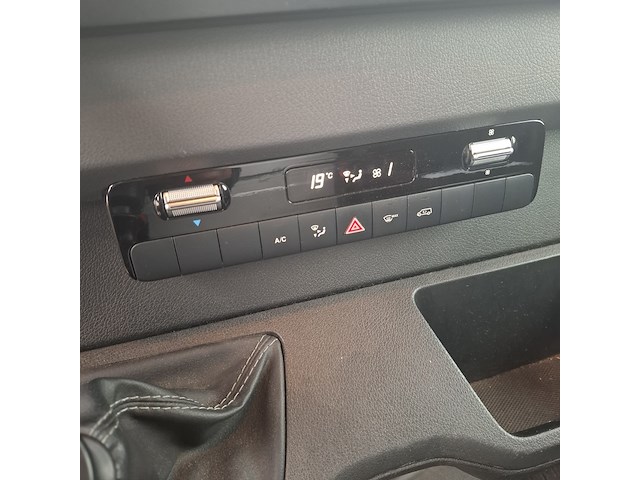 Bedrijfswagen, mercedes-benz - afbeelding 20 van  53