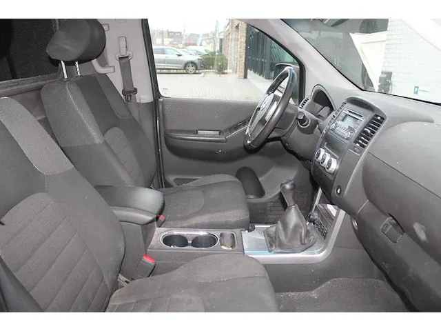Bedrijfswagen nissan pathfinder met kenteken 7-vvj-76 en kilometerstand 213.484 km. datum 1e tenaamstelling... - afbeelding 6 van  11