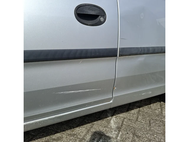 Bedrijfswagen opel, combo 1.3 cdti, bouwjaar 2006 - afbeelding 44 van  49