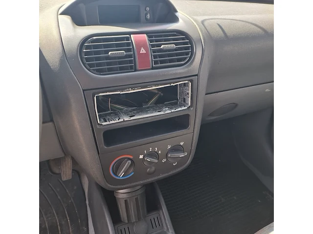 Bedrijfswagen opel, combo 1.7 dti, bouwjaar 2002 - afbeelding 6 van  47